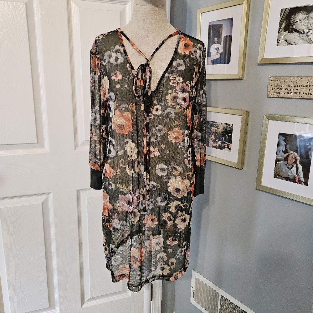 Amelia James Black Floral Tunic
